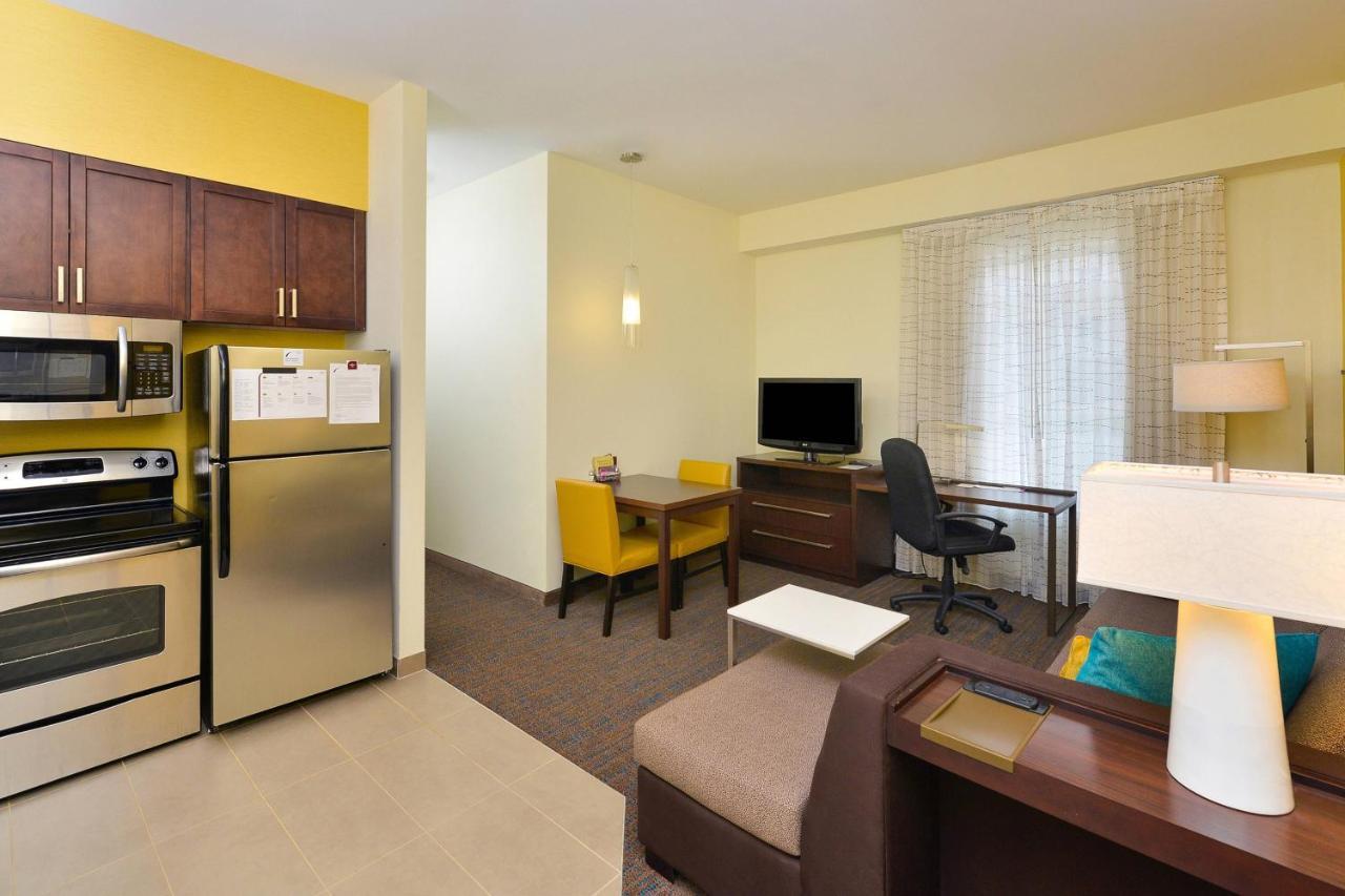 Residence Inn By Marriott Champaign Eksteriør billede