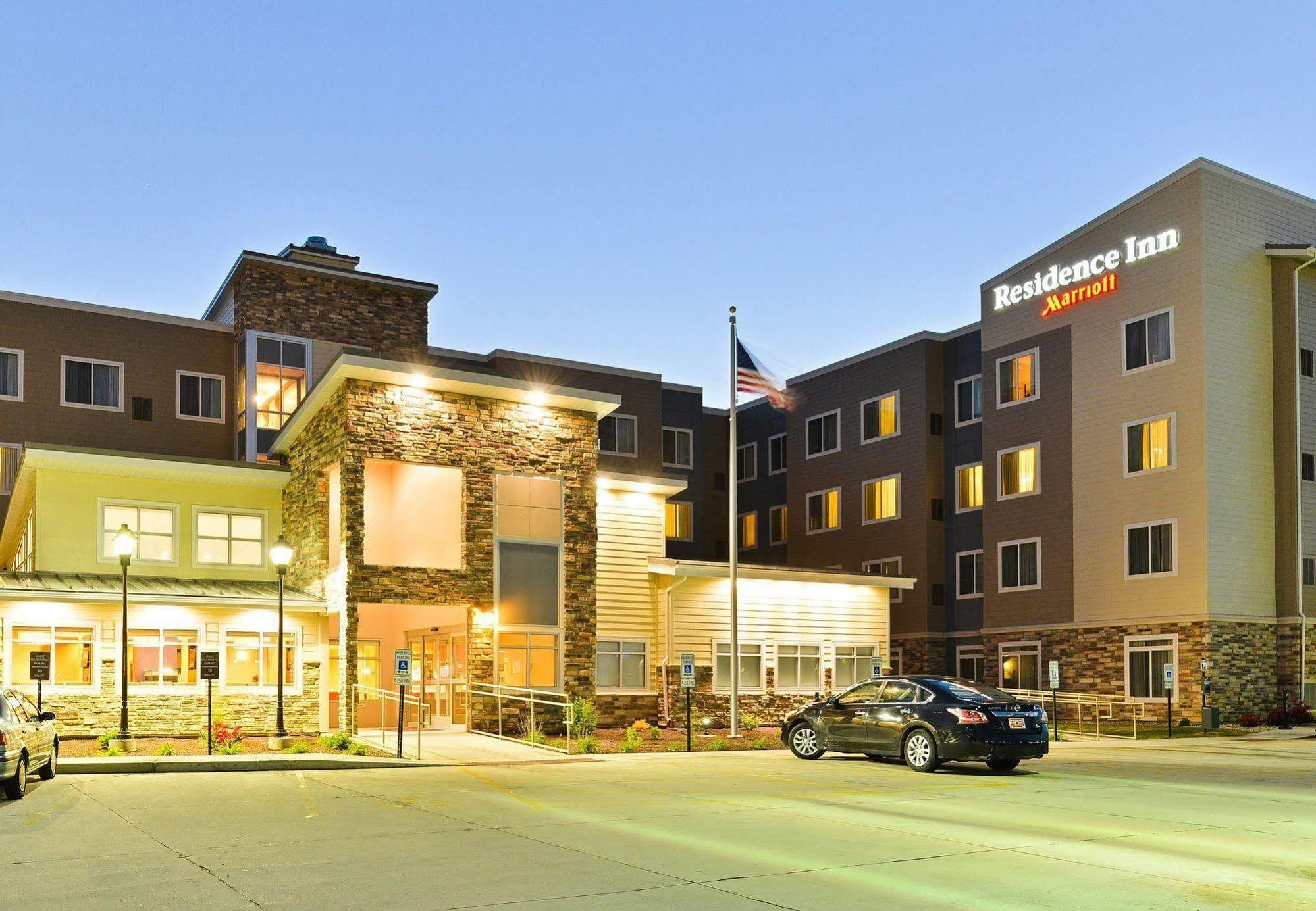 Residence Inn By Marriott Champaign Eksteriør billede