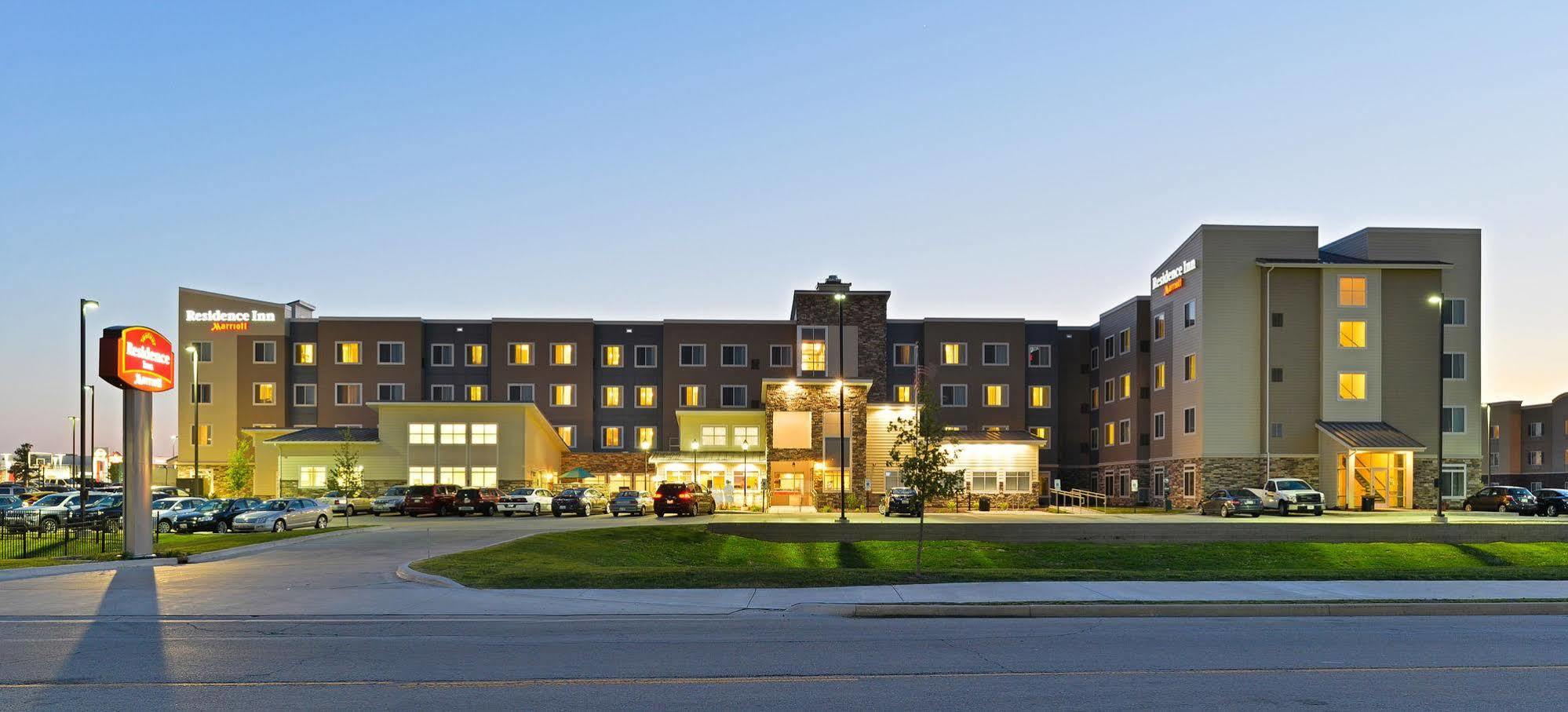 Residence Inn By Marriott Champaign Eksteriør billede